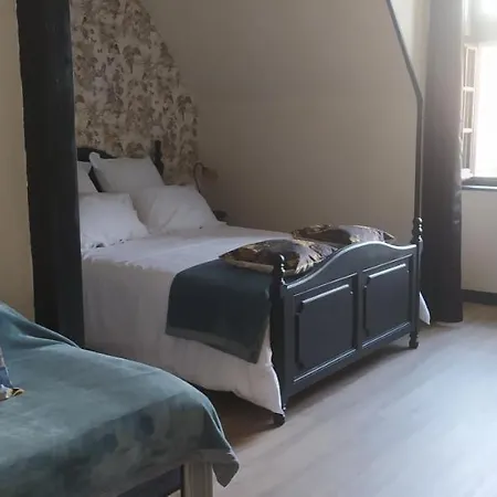 Gæstehus Papyrus Du Nil Au Chateau D'espalungue *